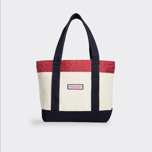 Vineyard Vines classic candy canes tote